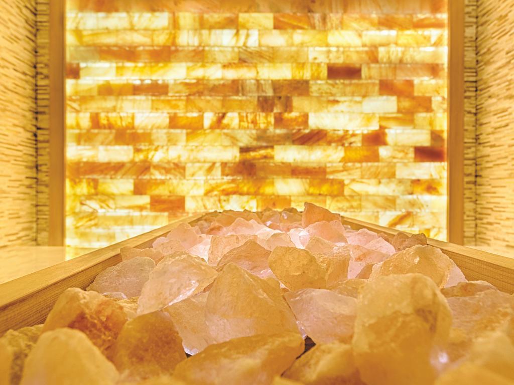 Premier Palace Spa Hotel Bukarest Exterior foto Salt cave