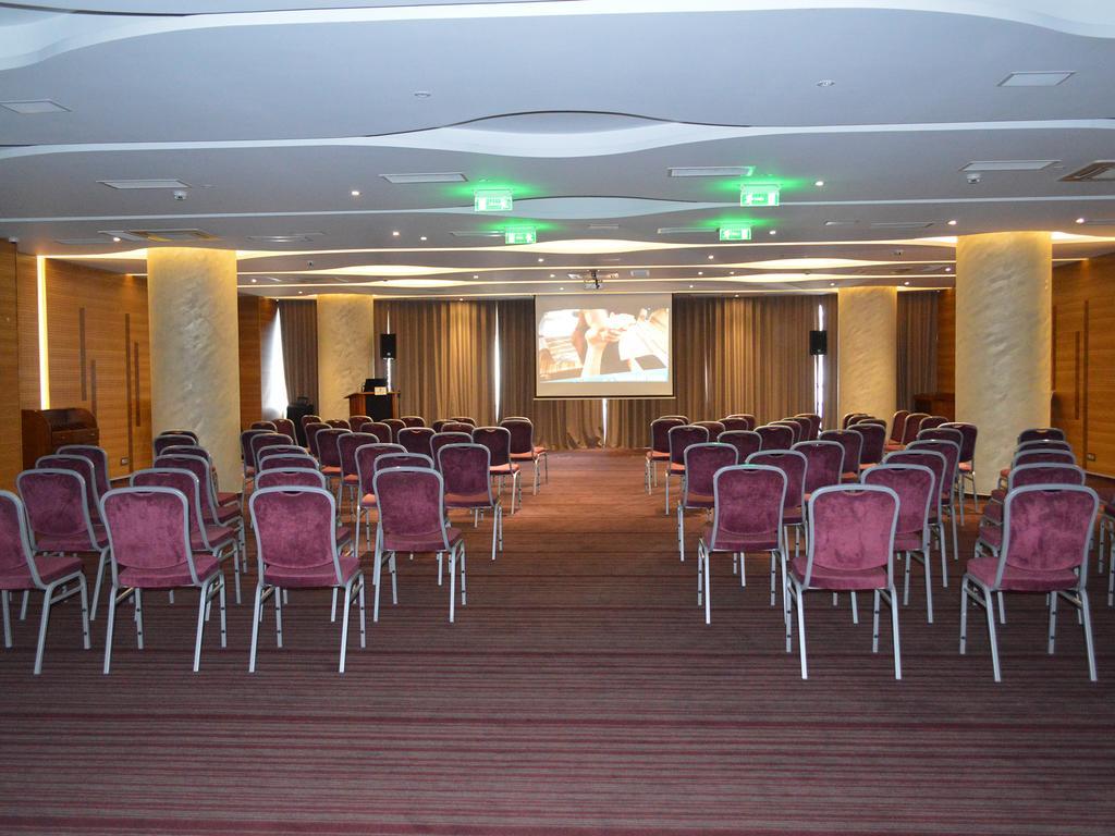 Premier Palace Spa Hotel Bukarest Exterior foto The conference room